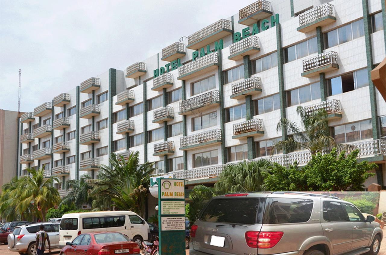 Hotel Palm Beach วากาดูกู ภายนอก รูปภาพ